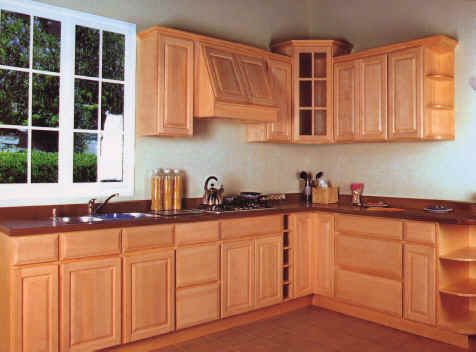 Natural Maple Kitchen Cabinets